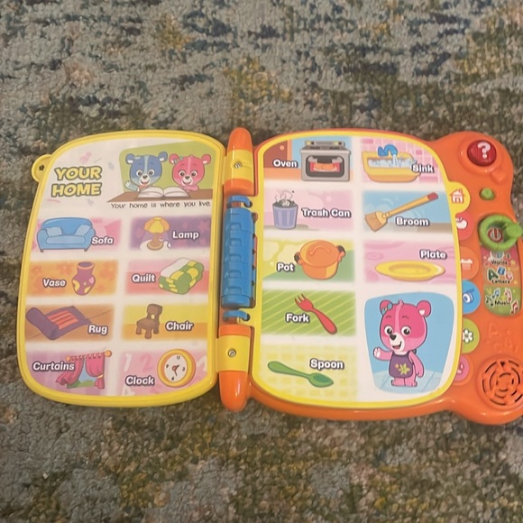 Touch and Teach Word Book vtech - Picture 2 of 8
